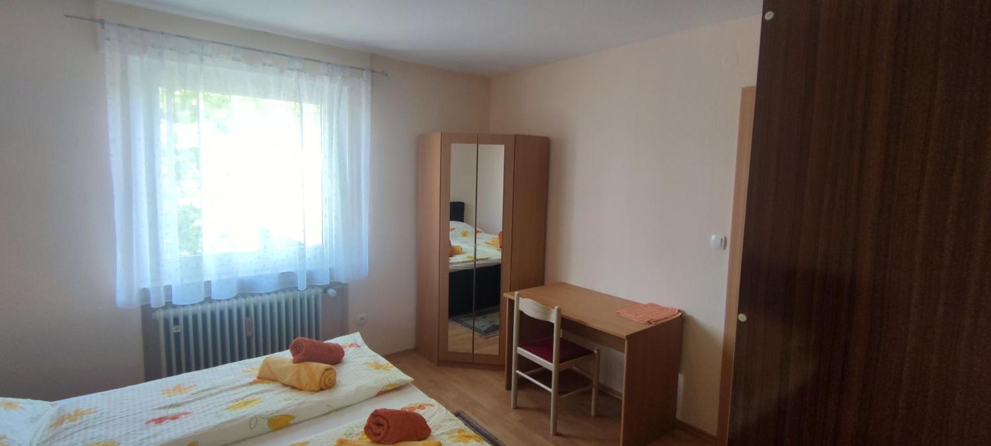 Alb Rooms, Zimmer Auf Der Schwaebischen Alb Oberlenningen Luaran gambar