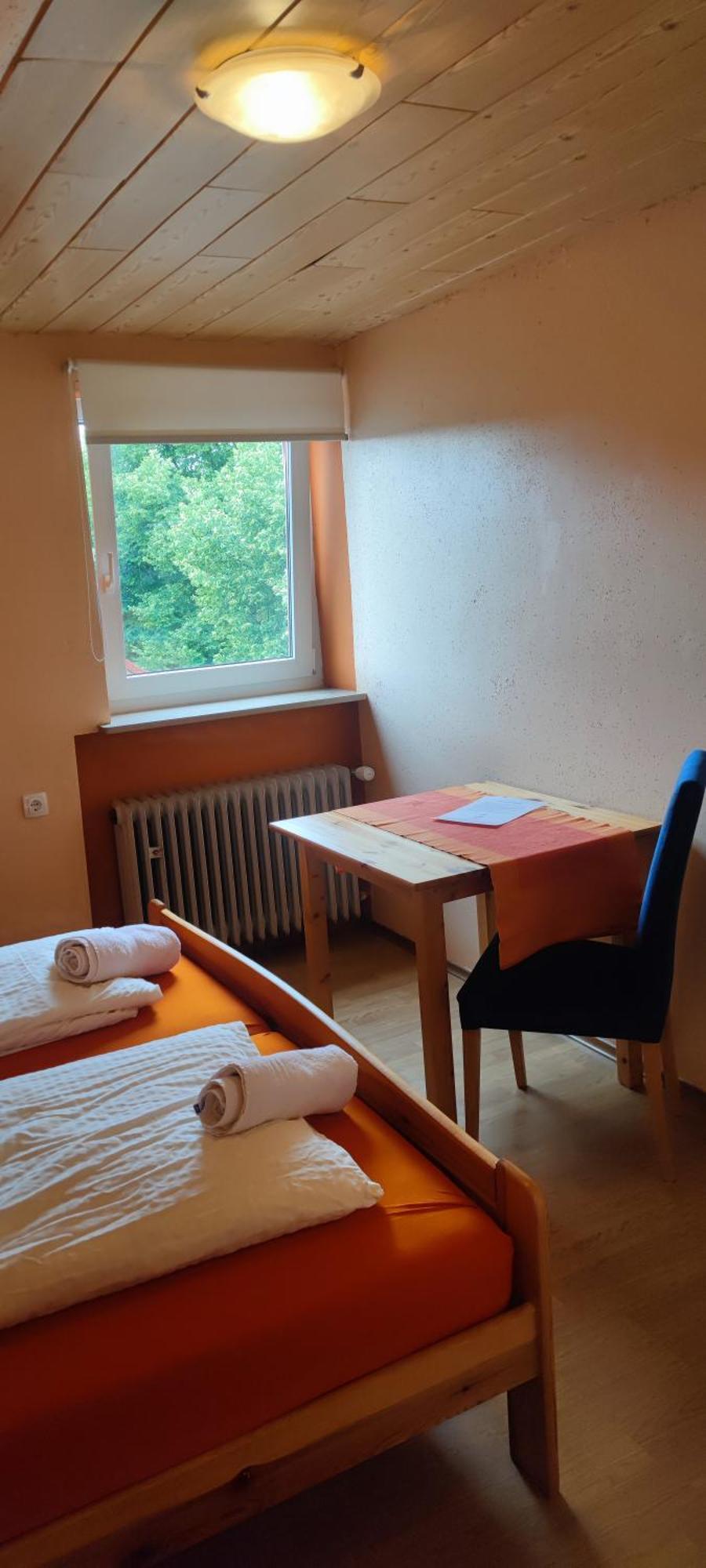 Alb Rooms, Zimmer Auf Der Schwaebischen Alb Oberlenningen Luaran gambar